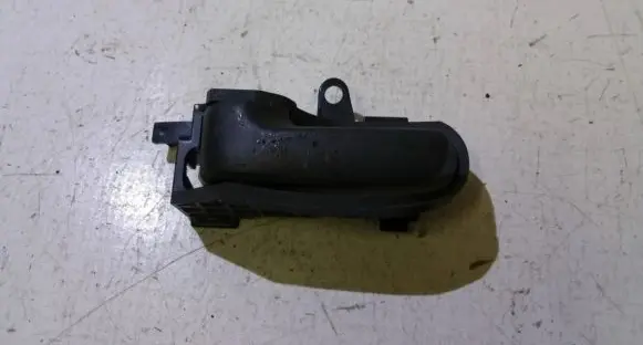 Toyota Yaris Front door interior handle