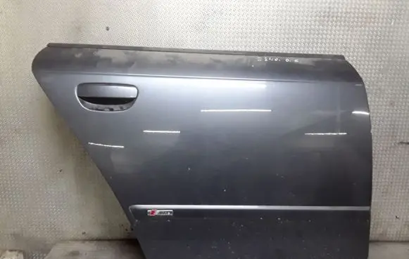 Audi A4 S4 B7 8E 8H Rear door