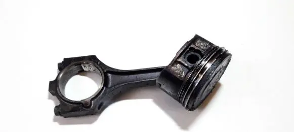 Ford Cougar Piston with connecting rod