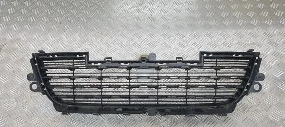 Peugeot 2008 I Front bumper lower grill 9678059477