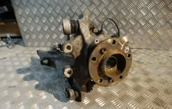BMW 5 F10 F11 Rear wheel hub