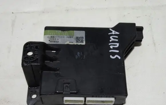 Toyota Auris 150 Air conditioning/heating control unit 8865002410