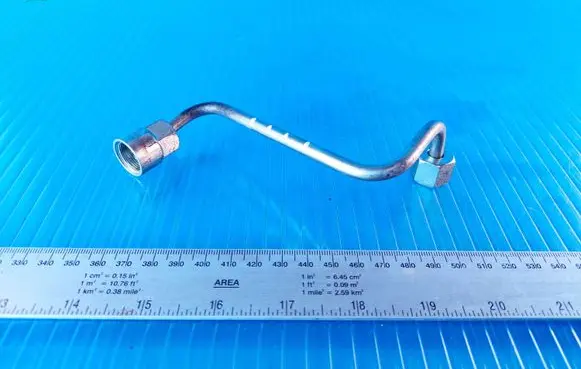 Renault Clio IV Fuel injector supply line/pipe 43020RA