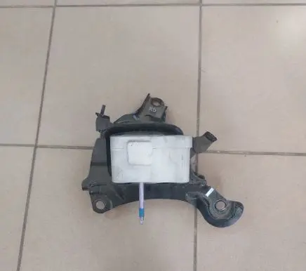 Toyota Corolla E210 E21 Engine mount bracket