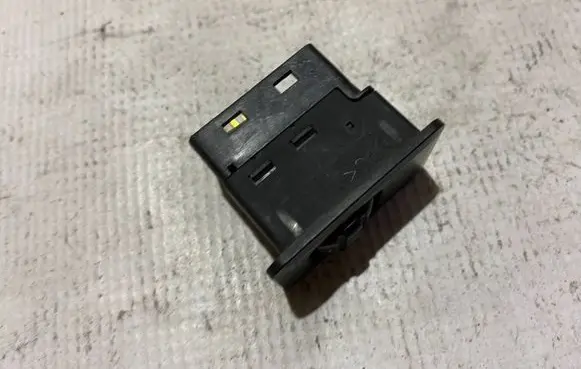 Mercedes-Benz E W211 Light switch 9b1135
