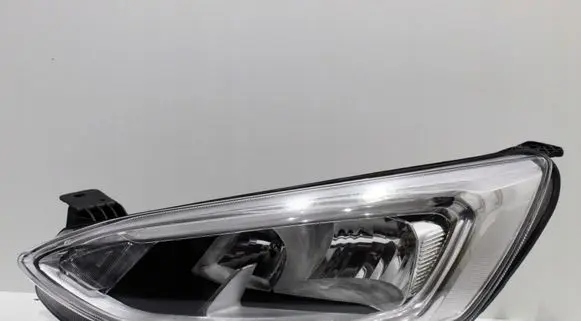 Ford Focus Headlight/headlamp