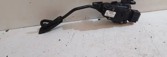 Nissan Primera Accelerator throttle pedal 18002AU410 6PV00862001
