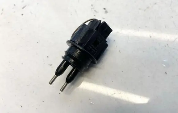 Sensor