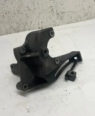 Subaru Forester SG Power steering pump mounting bracket 2345