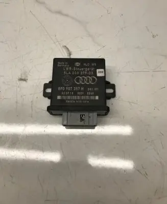 Audi A6 S6 C6 4F Light module LCM 8P0907357H 5LA00837903