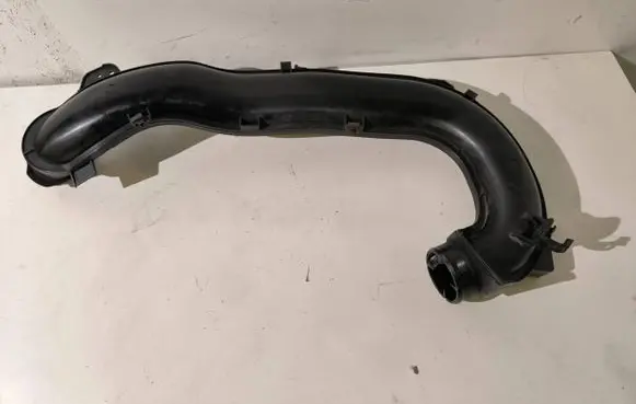 Ford Kuga I Turbo air intake inlet pipe/hose N07011C160