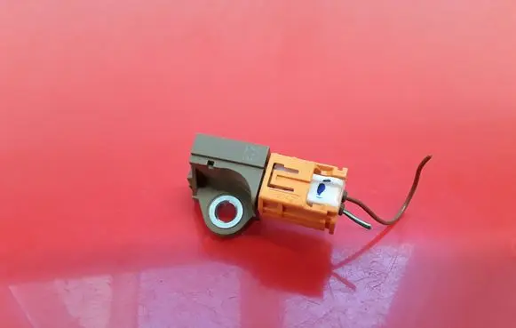 Mazda 6 Airbag deployment crash/impact sensor KD4557KC0 K027306251
