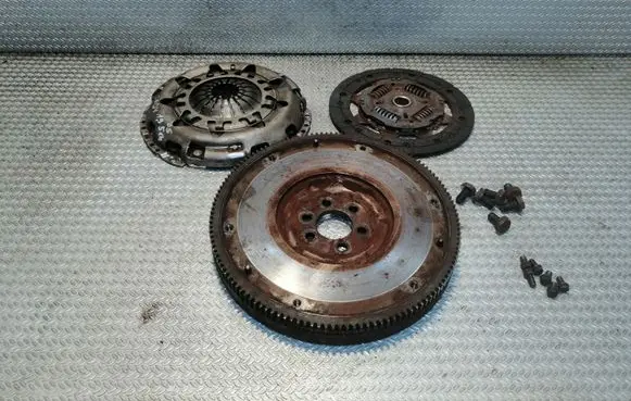 Volkswagen Caddy Clutch set kit 322033110 122031710