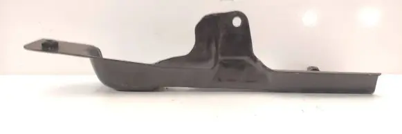 Audi Q7 4L Fender mounting bracket 4L0805698