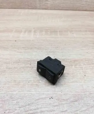 BMW 5 E39 Electric window control switch 8368974