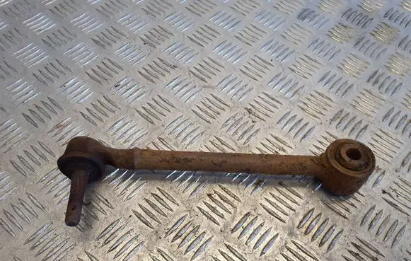 Subaru Impreza III Rear suspension control arm 