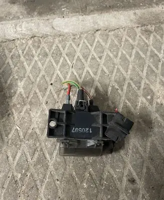 Volvo S70 V70 V70 XC Glow plug pre-heat relay 9162929 899064000