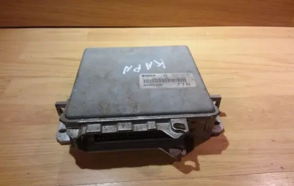 Lancia Kappa Engine control unit/module 0281001518 46465386 7T8