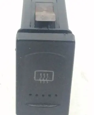 Volkswagen PASSAT B5 Windscreen/window heater switch 3B0959621C