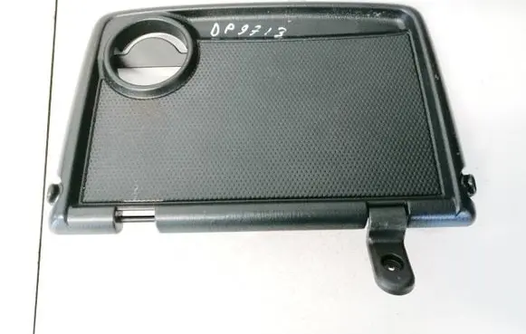 Mazda 5 Cup holder c14788an1