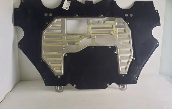 Porsche 718 Cayman 982 982c Engine splash shield/under tray 982825213C