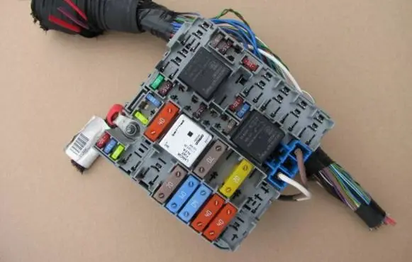 Fiat Tipo Fuse module 52028777