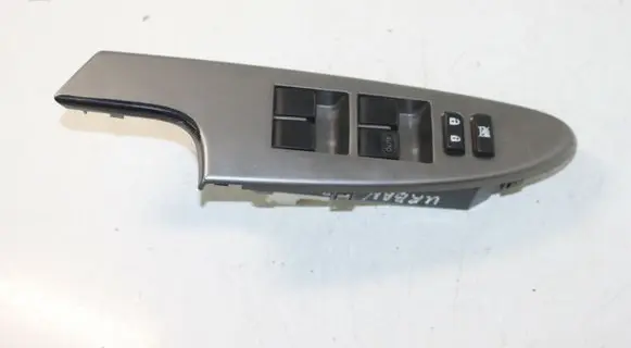 Toyota Urban Cruiser (XP110) Electric window control switch 7423152460