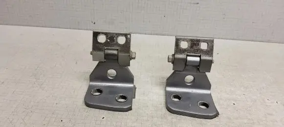 BMW X3 E83 Rear door hinge set 3402820