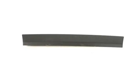 Dashboard glove box trim