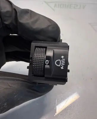 Peugeot 208 Headlight level height control switch 98095437ZD 20230116 95835T02