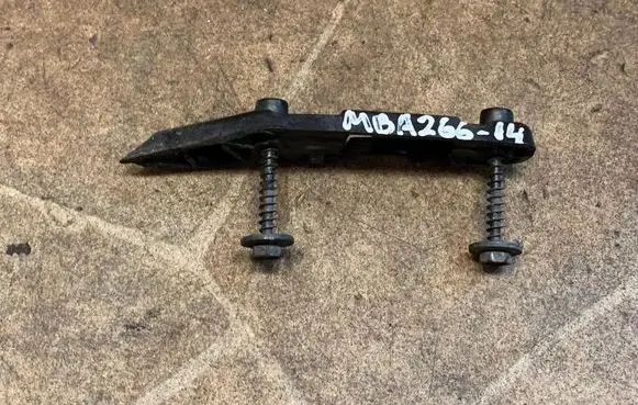 BMW 3 G20 G21 Front bumper mounting bracket 7422250