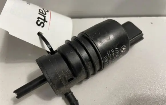BMW X5 E70 Windscreen/windshield washer pump 6934160