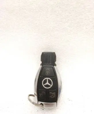 Mercedes-Benz C W205 Ignition key/card 