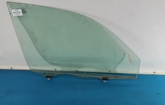 Toyota Land Cruiser (J120) Front door window glass four-door IMPRK1521664