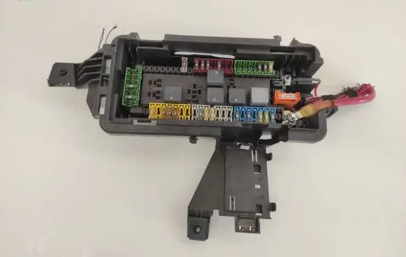 Mercedes-Benz GLE AMG (W166 - C292) Fuse box set A0009820112 A0025428019