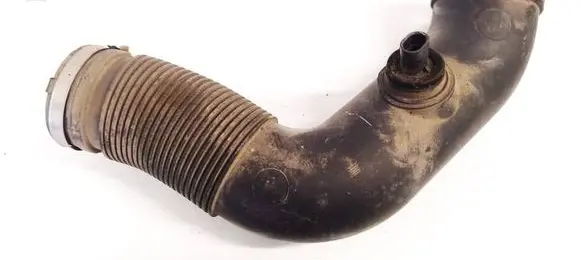 Opel Astra H Air intake hose/pipe 551020308
