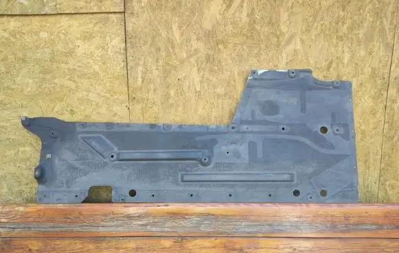 BMW 2 F22 F23 Side bottom protection 7241833 51757241833