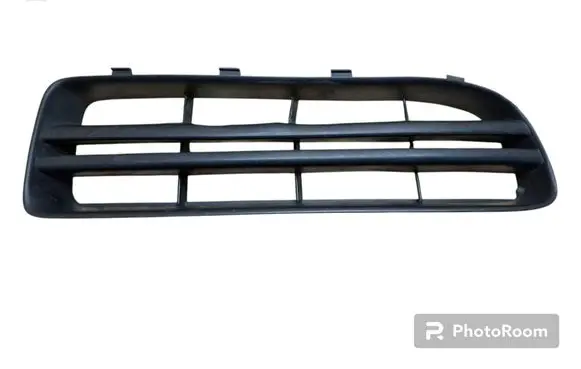 Skoda Octavia Mk1 (1U) Front bumper lower grill 1U0807368C