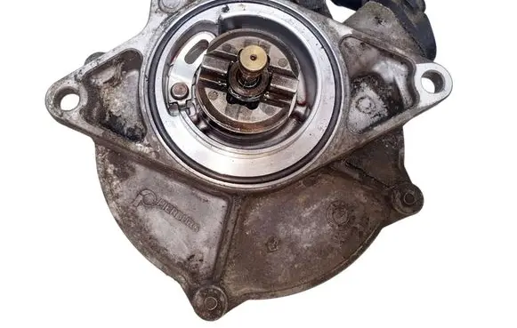 Audi A4 S4 B6 8E 8H Vacuum pump 057145100C 72260806
