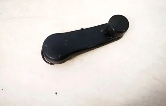 Volkswagen Golf III Front door window winding handle 1h0837581b