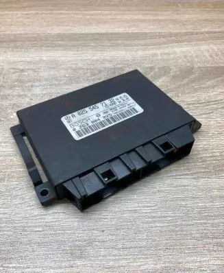 Mercedes-Benz E W211 Parking PDC control unit/module A0255457132 0263004025 Black