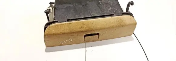 Mercedes-Benz ML W163 Glove box