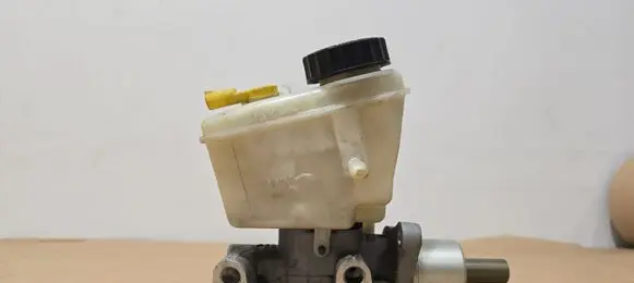 BMW Z4 E85 E86 Master brake cylinder 03350884651