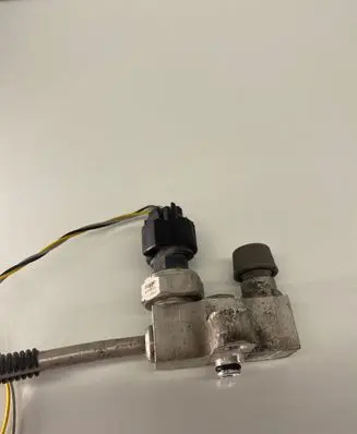 Air conditioning (A/C) pressure sensor