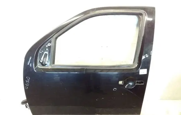 Nissan Pathfinder R51 Front door