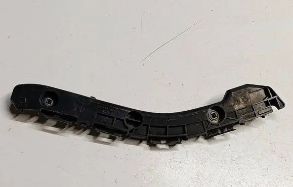 Toyota Verso Rear bumper mounting bracket 52576-0F020