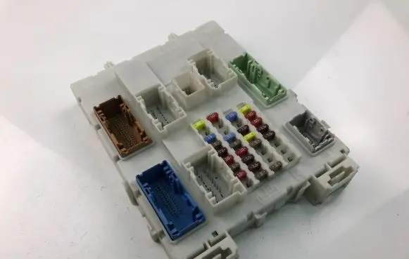 Volvo V40 Fuse box set 31453132