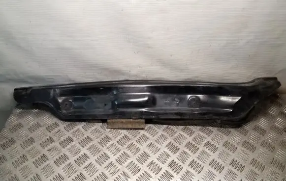 Skoda Octavia Mk2 (1Z) Other engine bay part 1K0805275