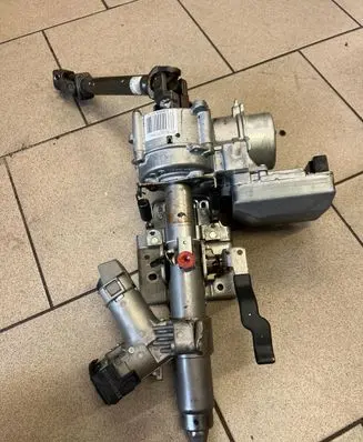 Ford Fiesta Steering wheel axle C1bc3c529ag