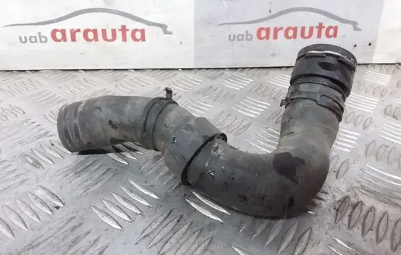 Volkswagen Transporter - Caravelle T5 Engine coolant pipe/hose 7H0122101E